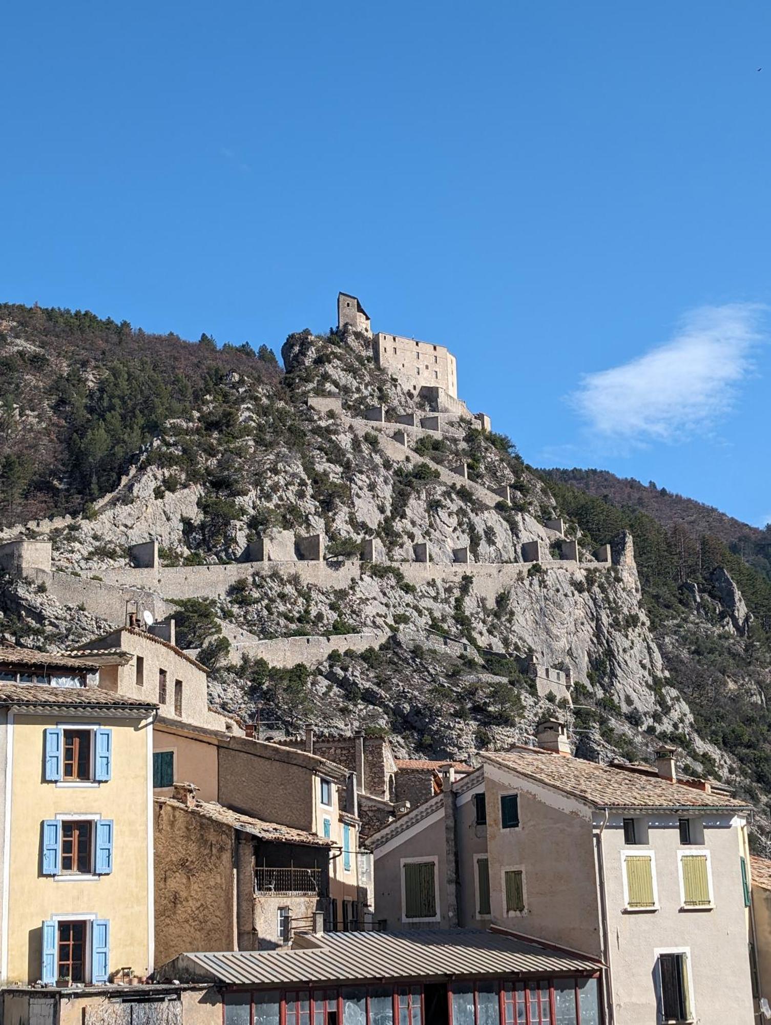 Apartamento Duplex "La Belle Vue " Entrevaux Exterior foto