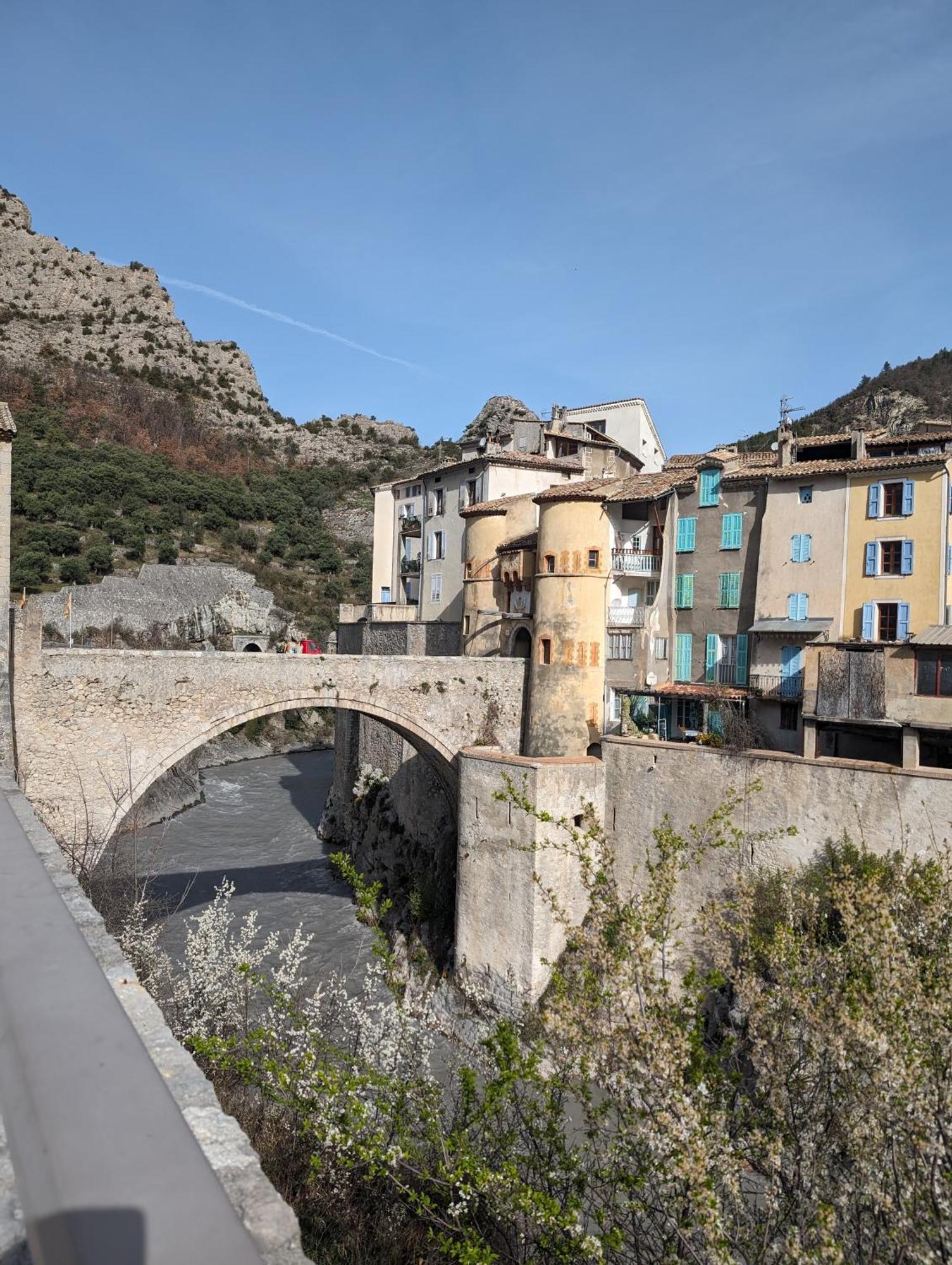 Apartamento Duplex "La Belle Vue " Entrevaux Exterior foto